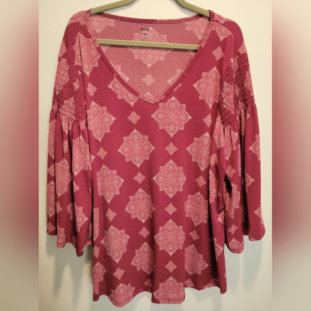 EVRI 3/4 sleeve blouse